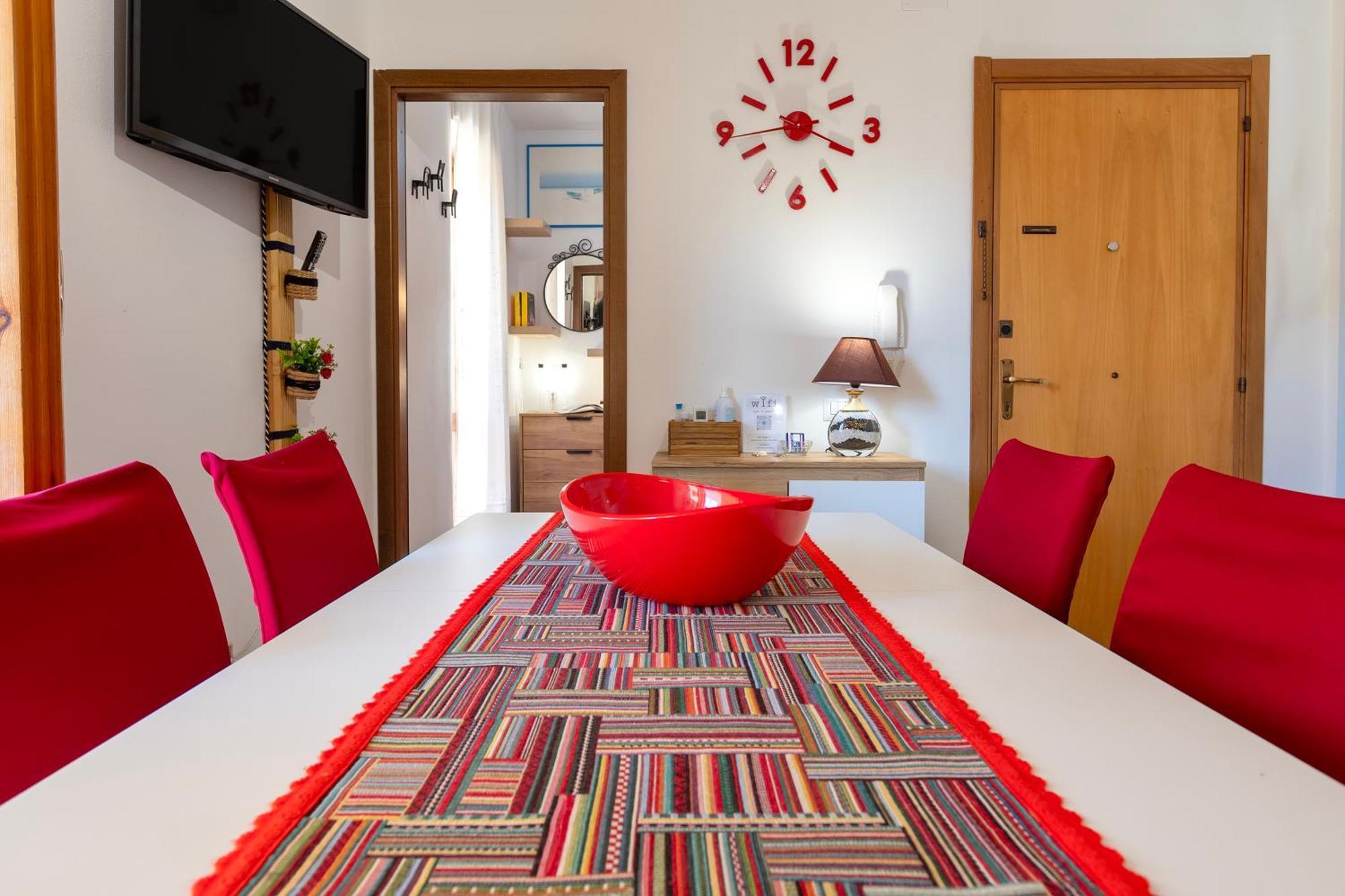 Riviera House Apartment *